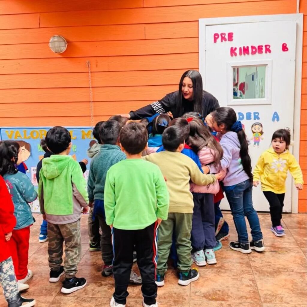 Instagram post from esc.lenguajerucalaf. This post is in position 3.