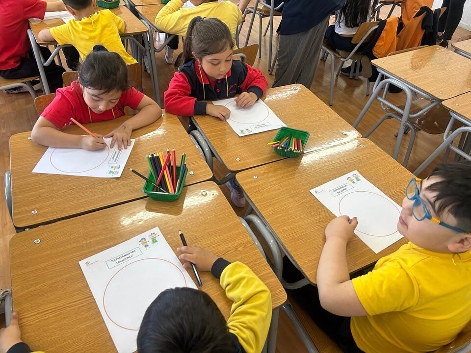 Instagram post from pequetesoros.2020. This post is in position 1.