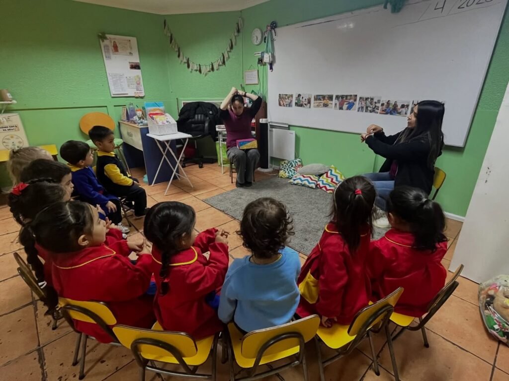 Instagram post from pequetesoros.2020. This post is in position 8.