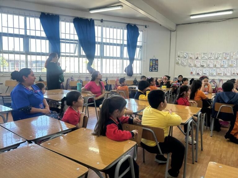 Instagram post from pequetesoros.2020. This post is in position 5.