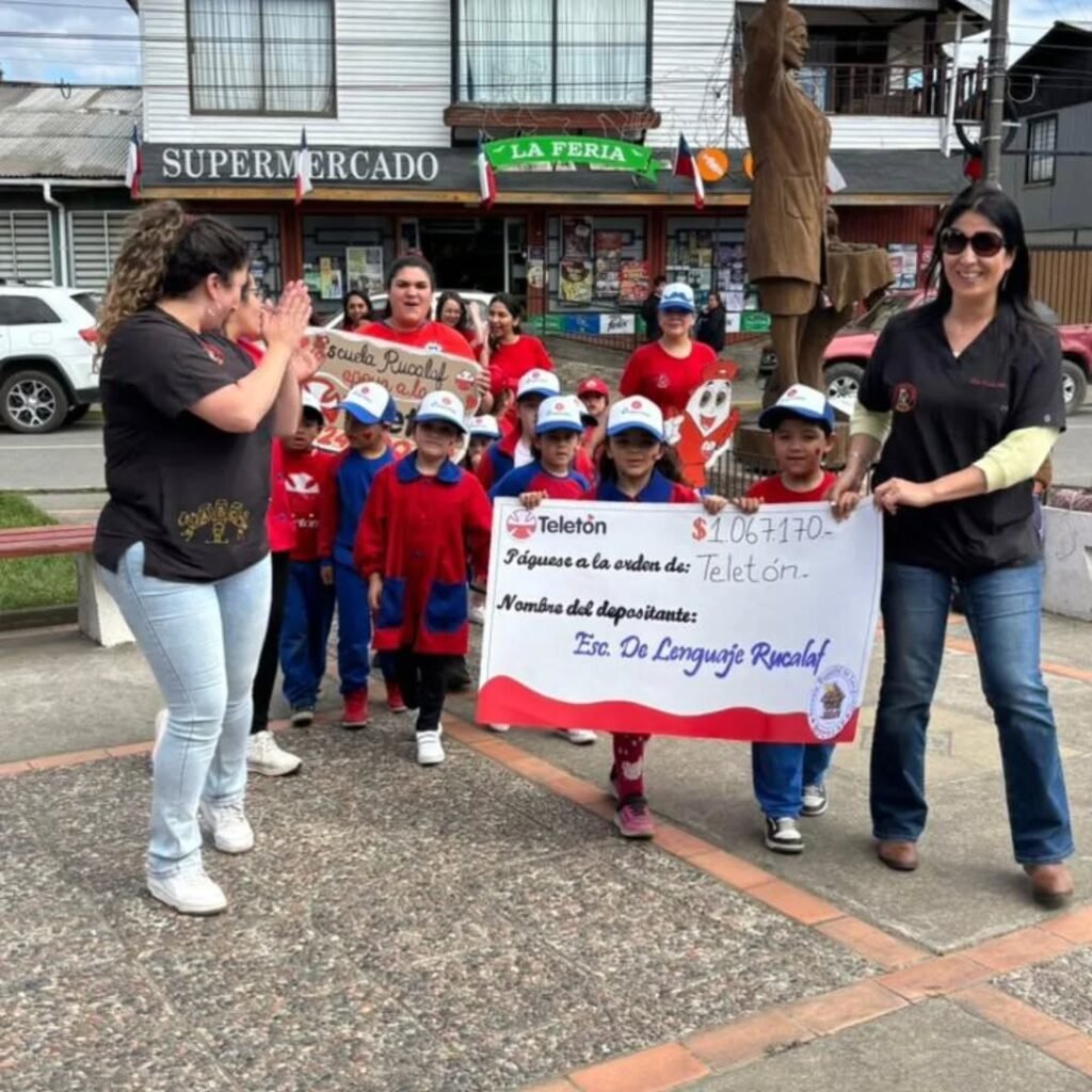 Instagram post from esc.lenguajerucalaf. This post is in position 4.