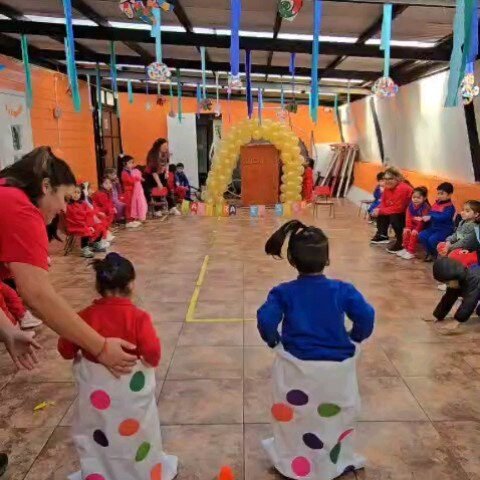 Instagram post from esc.lenguajerucalaf. This post is in position 12.