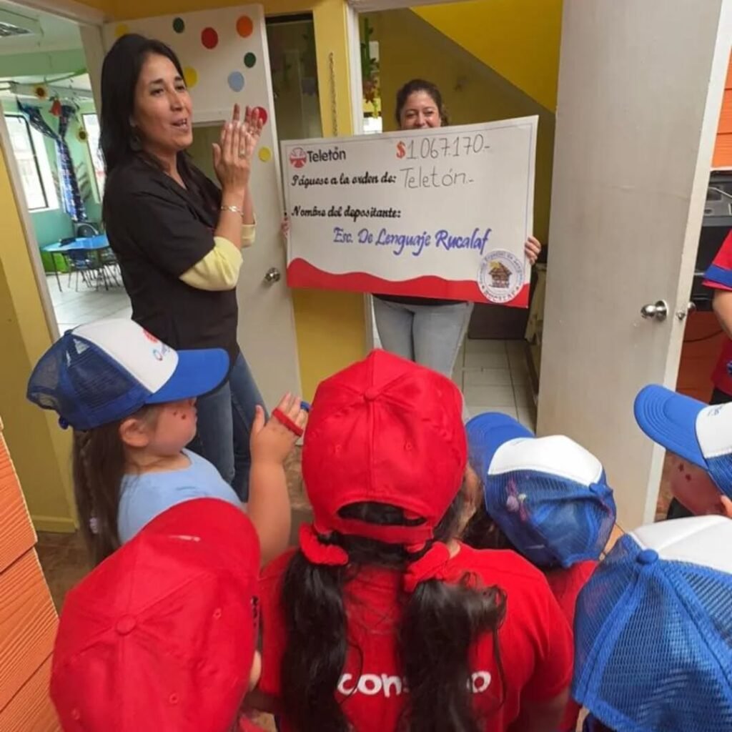 Instagram post from esc.lenguajerucalaf. This post is in position 1.