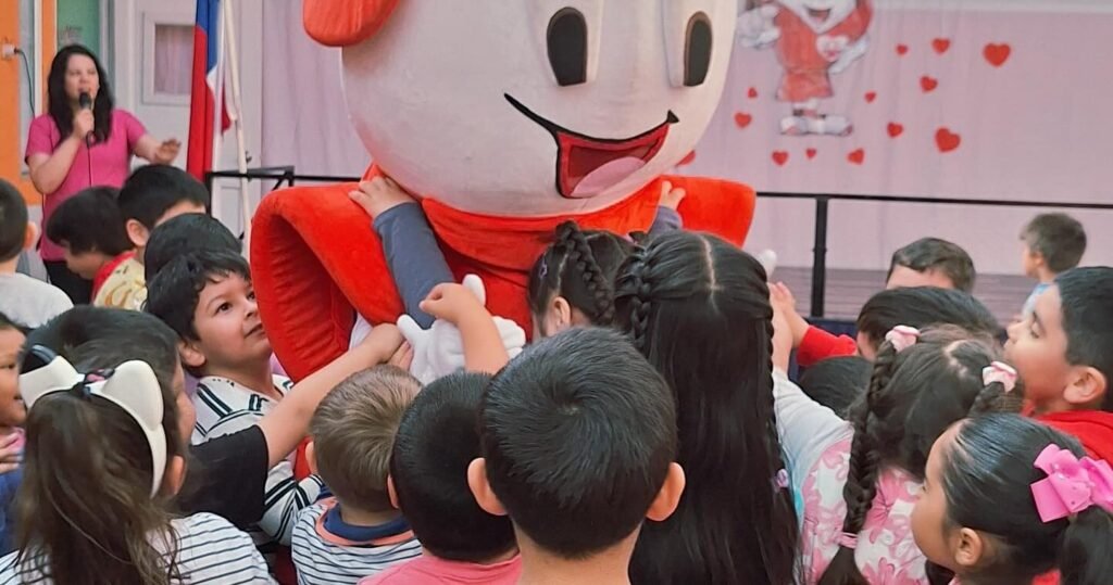 Instagram post from pequetesoros.2020. This post is in position 3.