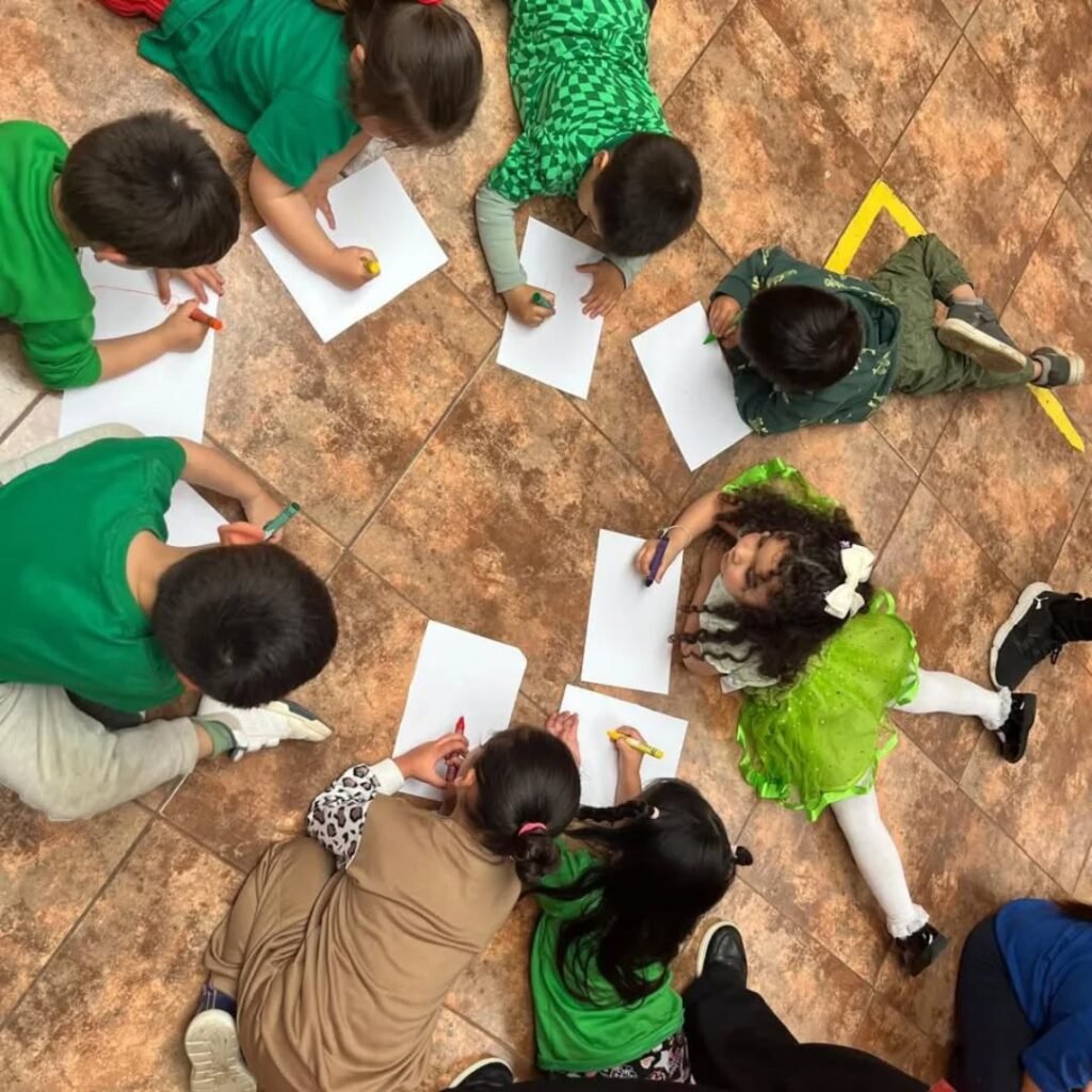 Instagram post from esc.lenguajerucalaf. This post is in position 3.