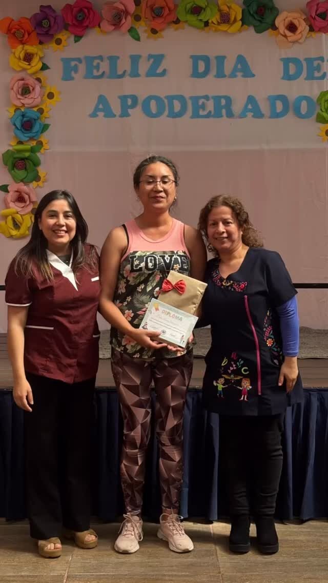 Instagram post from pequetesoros.2020. This post is in position 3.