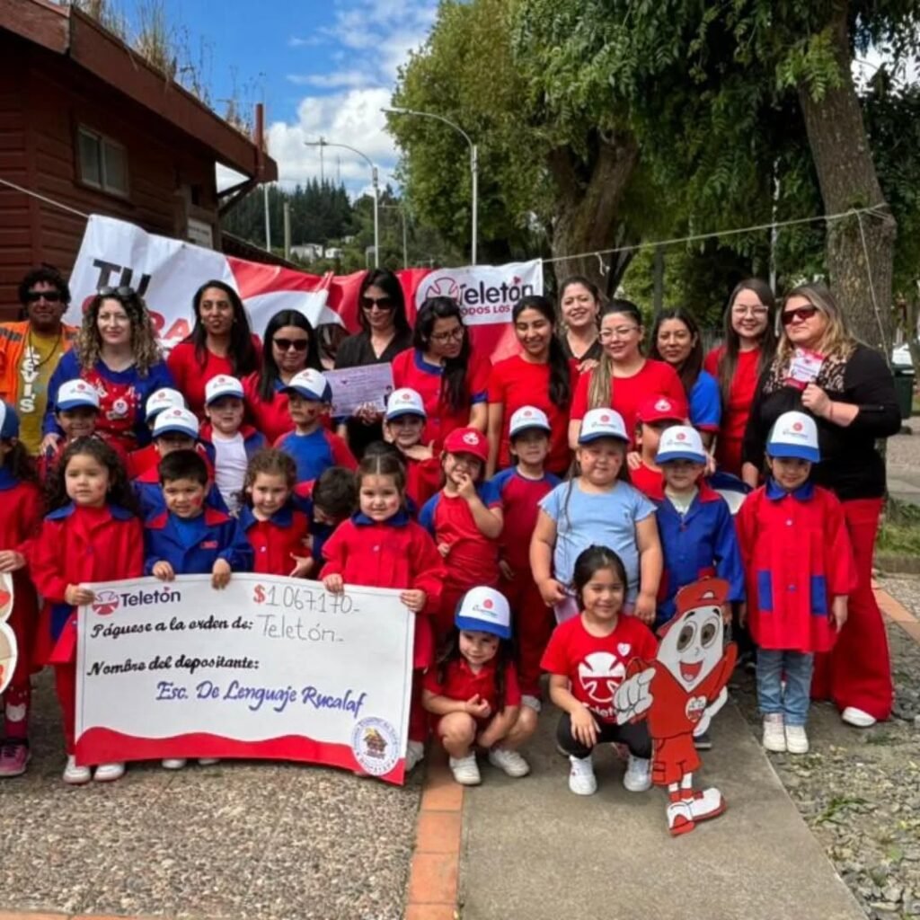 Instagram post from esc.lenguajerucalaf. This post is in position 8.