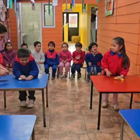 Instagram post from esc.lenguajerucalaf. This post is in position 13.