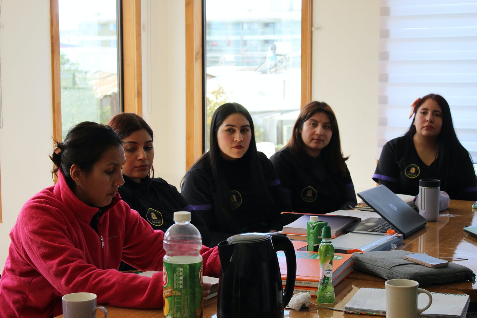Equipo de gestión directiva y UTP trabajando de forma articulada en la planificación escolar