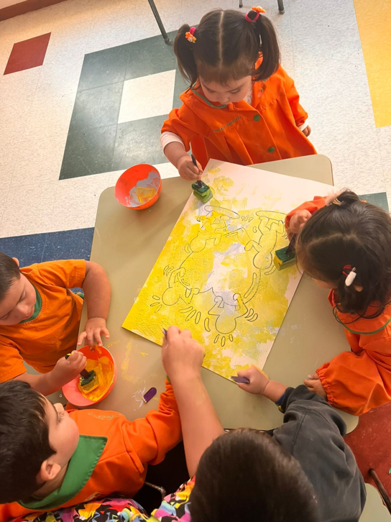 Cuando un niño crea, aprende: Los beneficios de los talleres de arte preescolar. 1 imagen 2026 07 19 234541690